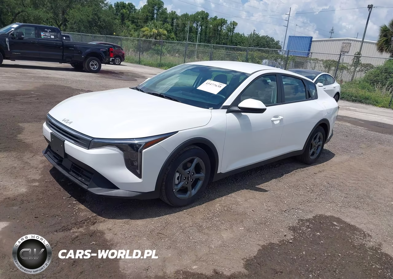 2026 Kia K4 Lxs VIN:3KPFT4DE8TE269924 - 2