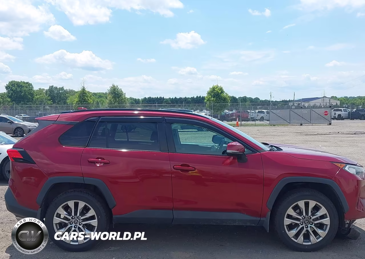 2021 Toyota Rav4 Xle Premium VIN:2T3A1RFV8MW160685 - 13