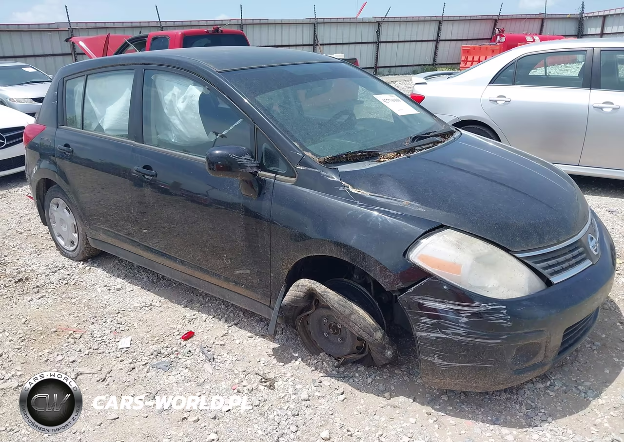 2007 Nissan Versa 1.8S – zdjęcie 1 z 13