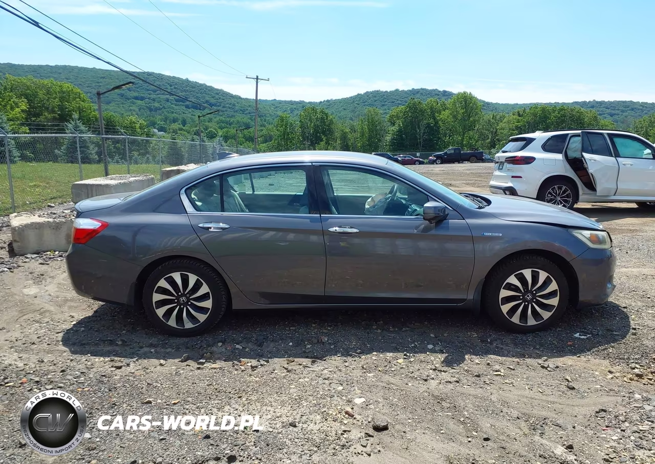 2014 Honda Accord Hybrid VIN:1HGCR6F33EA002819 - 13