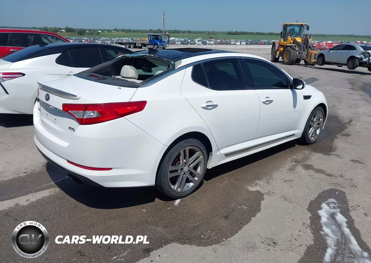 2013 Kia Optima Sx VIN:5XXGR4A64DG143665 - 4