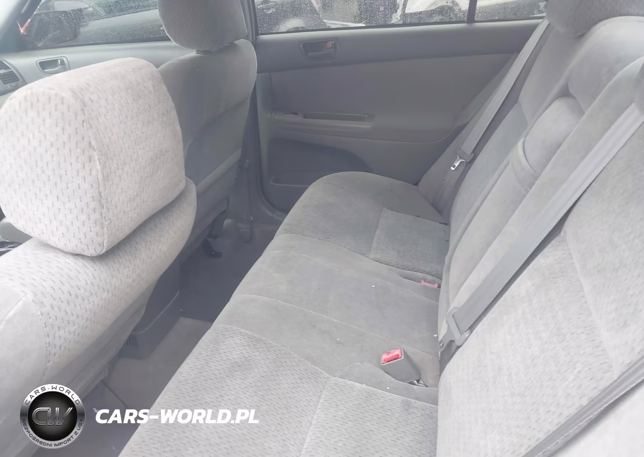 2002 Toyota Camry Le VIN:4T1BE32K42U089136 - 8