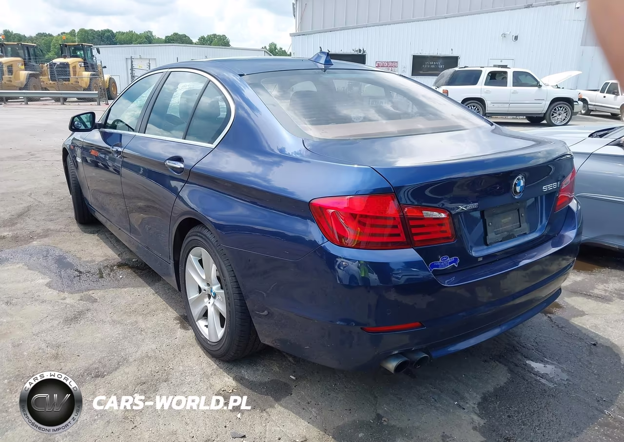 2013 BMW 528I xDrive VIN:WBAXH5C58DD112651 - 3