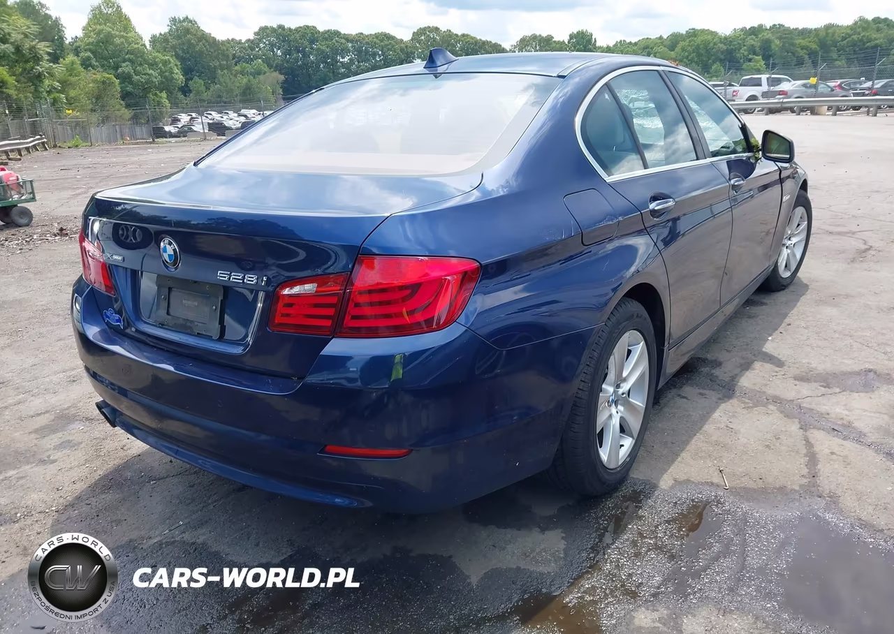 2013 BMW 528I xDrive VIN:WBAXH5C58DD112651 - 4