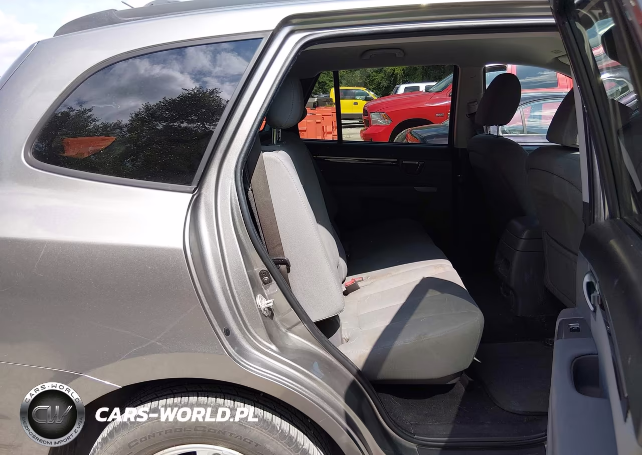 2012 Hyundai Santa Fe Gls VIN:5XYZG3AB9CG126506 - 8