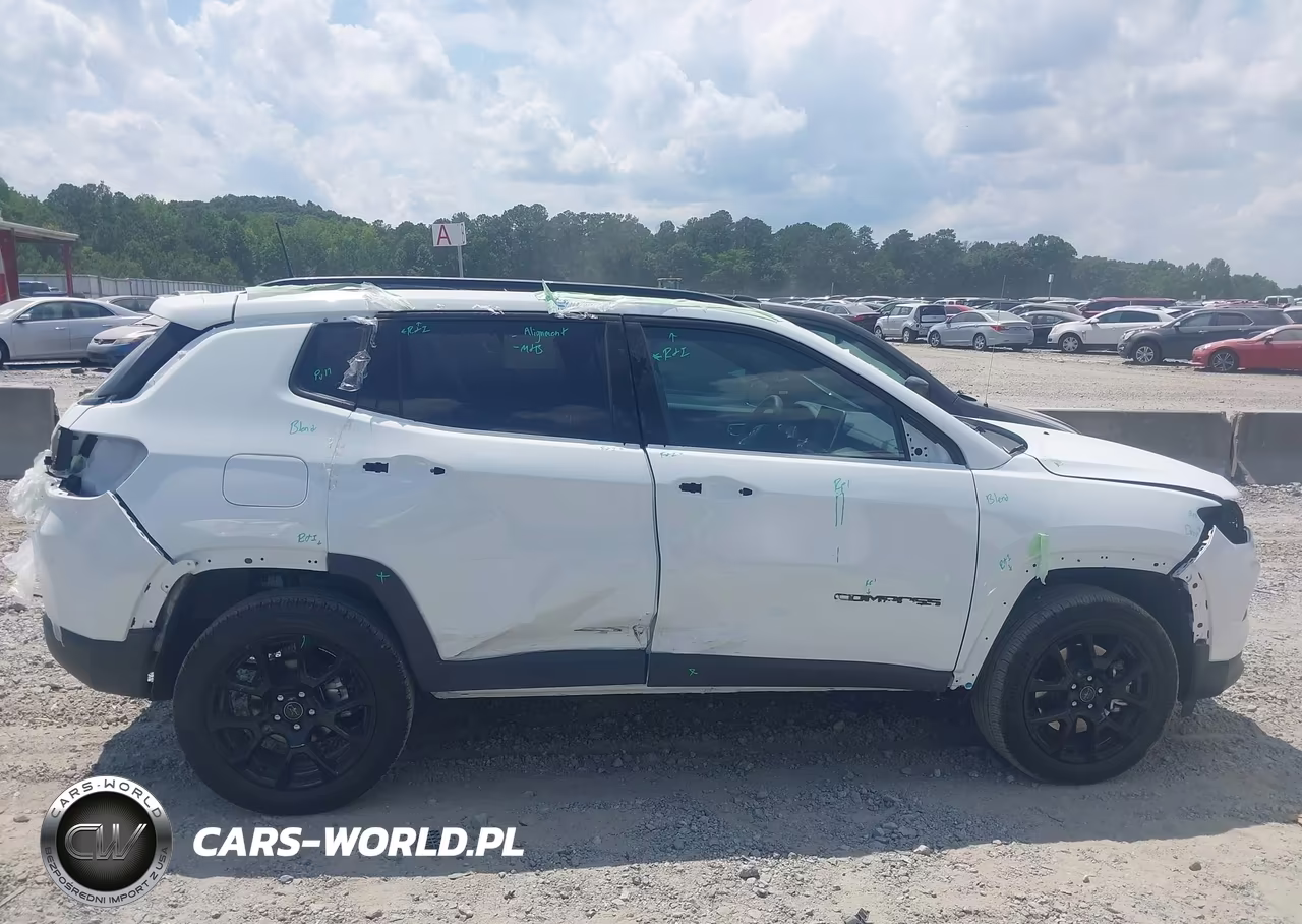 2026 Jeep Compass Latitude Altitude VIN:3C4NJDBN5TT193644 - 13