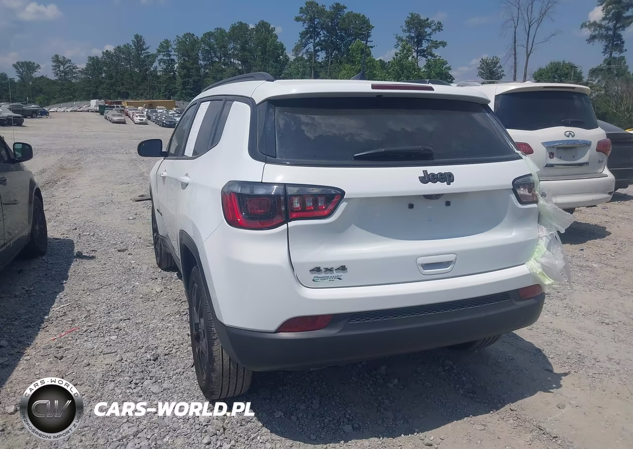 2026 Jeep Compass Latitude Altitude VIN:3C4NJDBN5TT193644 - 3