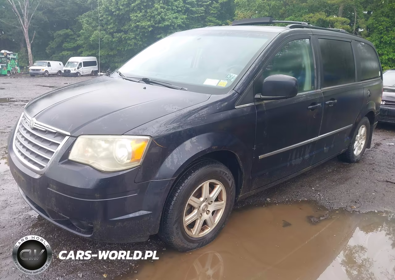2010 Chrysler Town & Country Touring Plus VIN:2A4RR8DXXAR320401 - 6