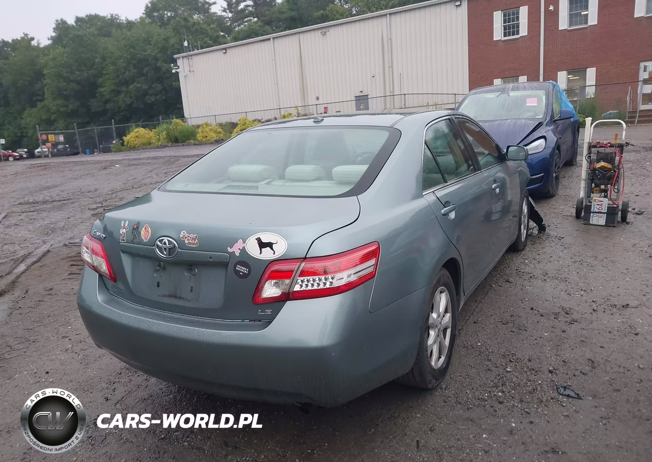 2011 Toyota Camry Le VIN:4T4BF3EK2BR105087 - 4