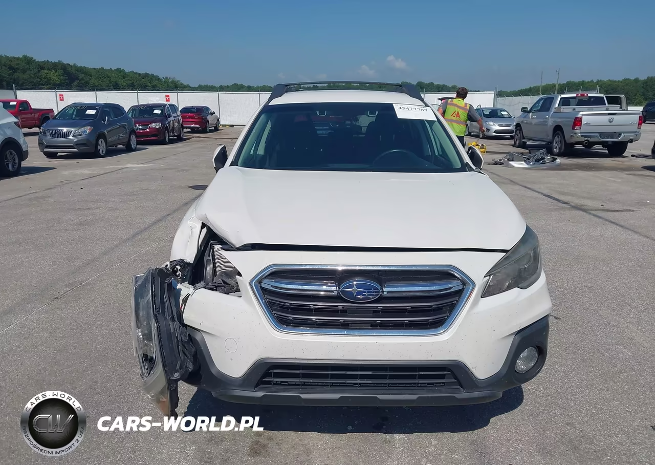2018 Subaru Outback 2.5I Premium VIN:4S4BSAFC0J3396405 - 12