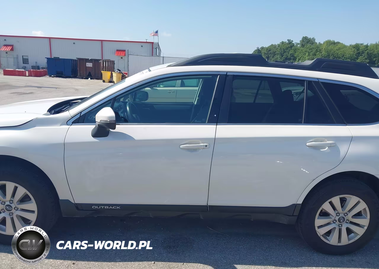 2018 Subaru Outback 2.5I Premium VIN:4S4BSAFC0J3396405 - 14