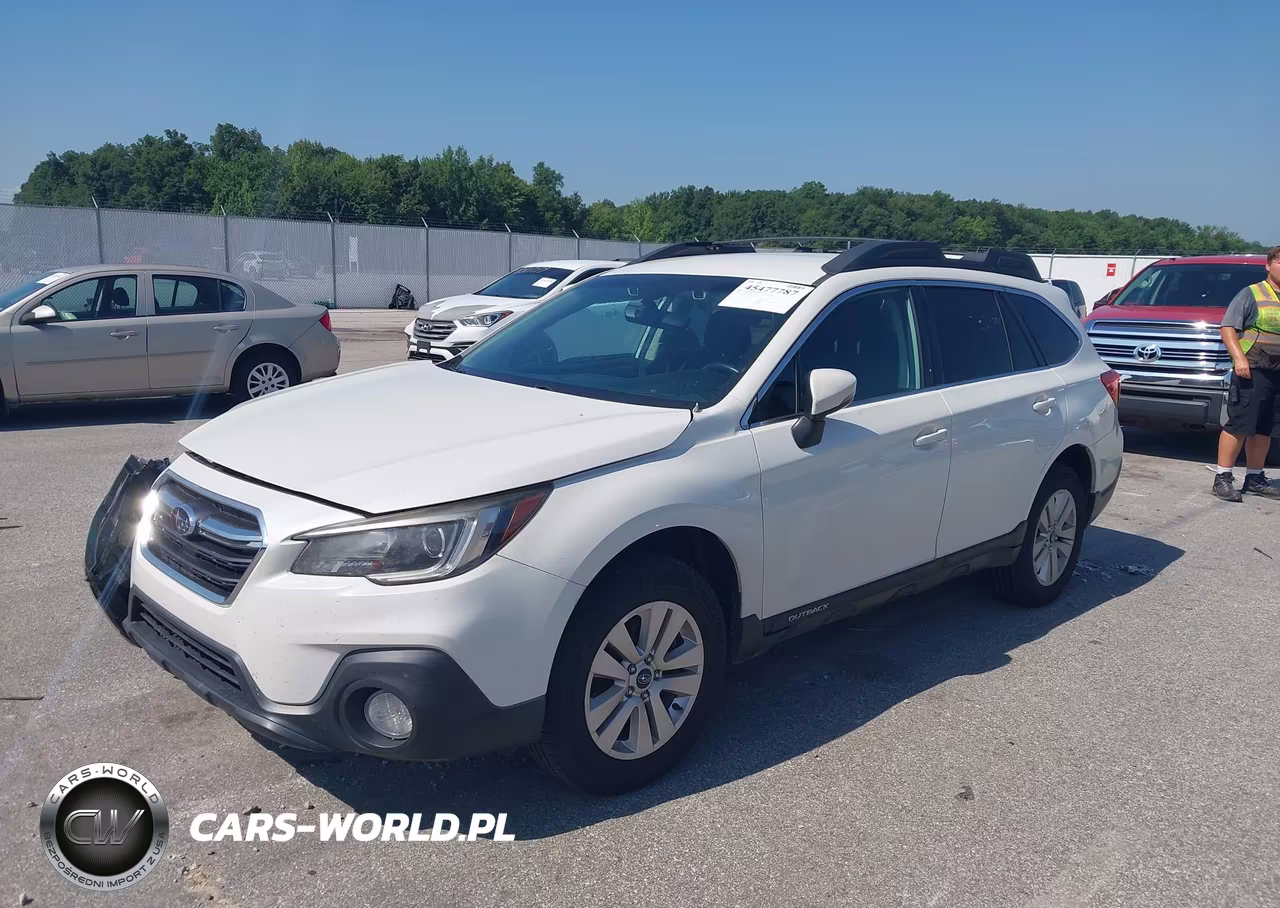 2018 Subaru Outback 2.5I Premium VIN:4S4BSAFC0J3396405 - 2