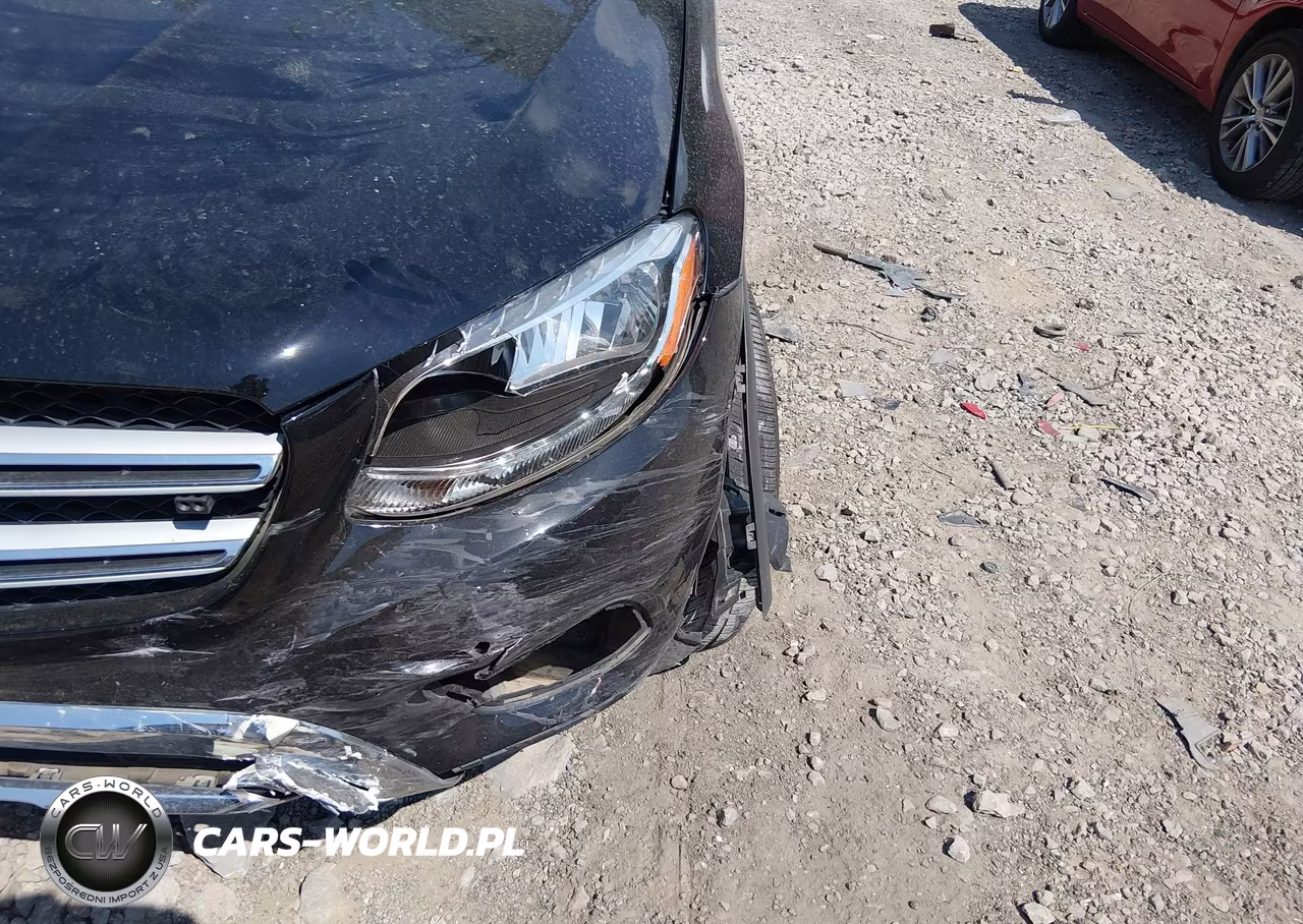 2018 Mercedes-Benz Glc 300 VIN:WDC0G4JB9JV023777 - 18