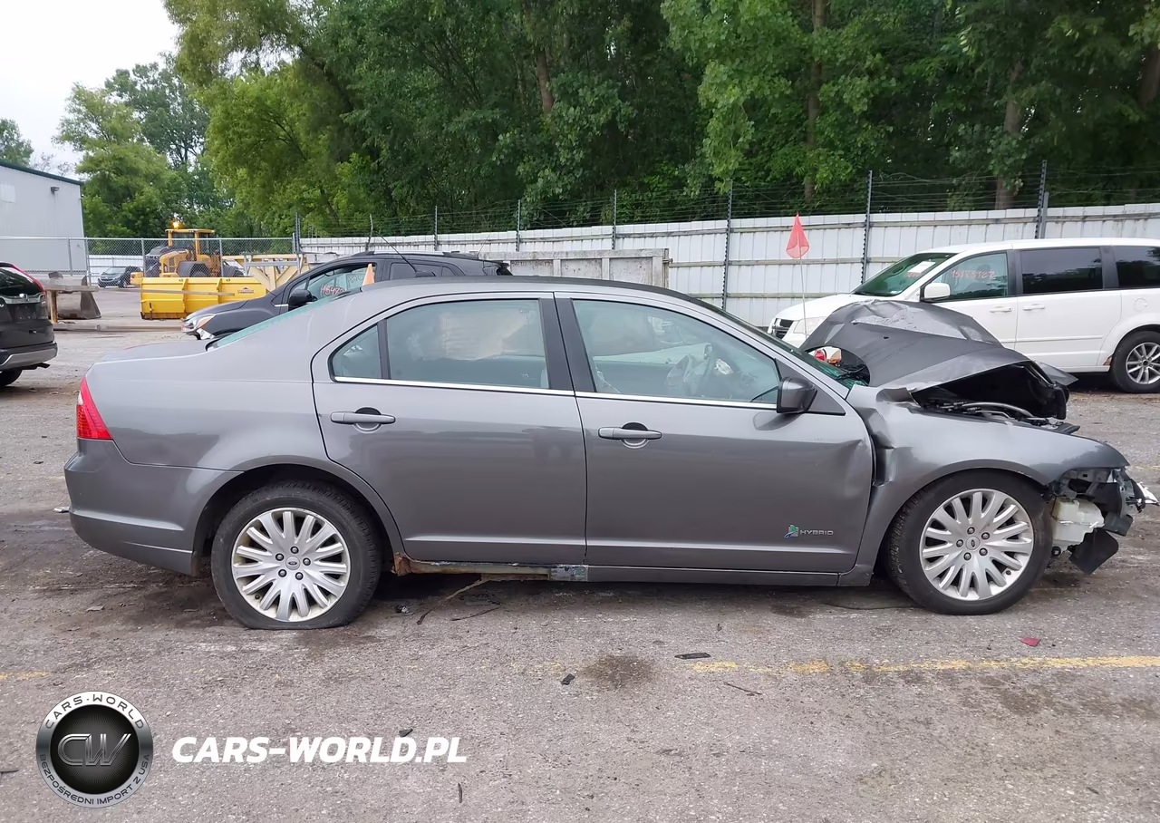 2011 Ford Fusion Hybrid VIN:3FADP0L31BR174266 - 13