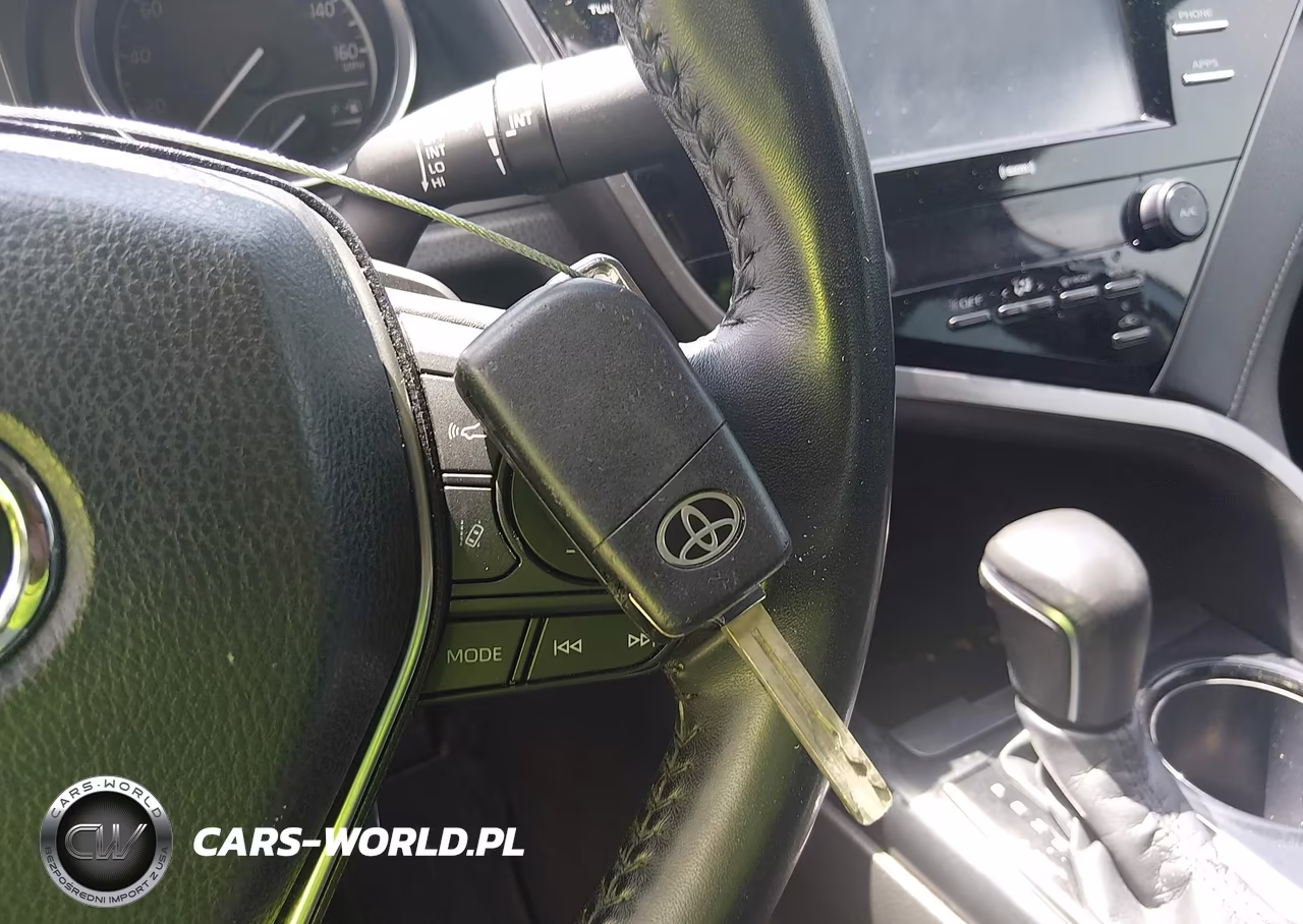 2020 Toyota Camry Se VIN:4T1G11AK7LU860388 - 11