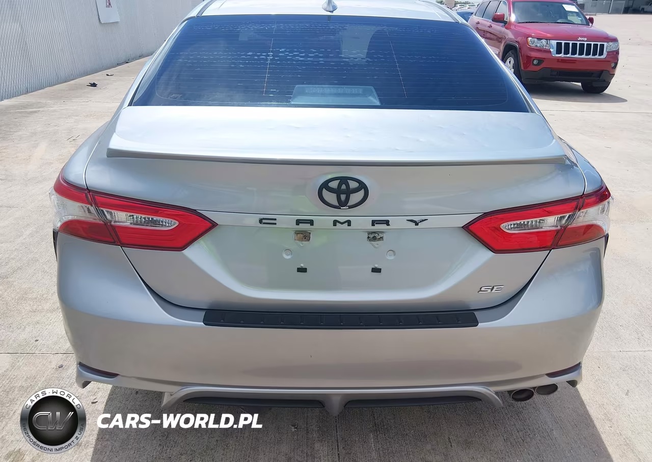 2020 Toyota Camry Se VIN:4T1G11AK7LU860388 - 16