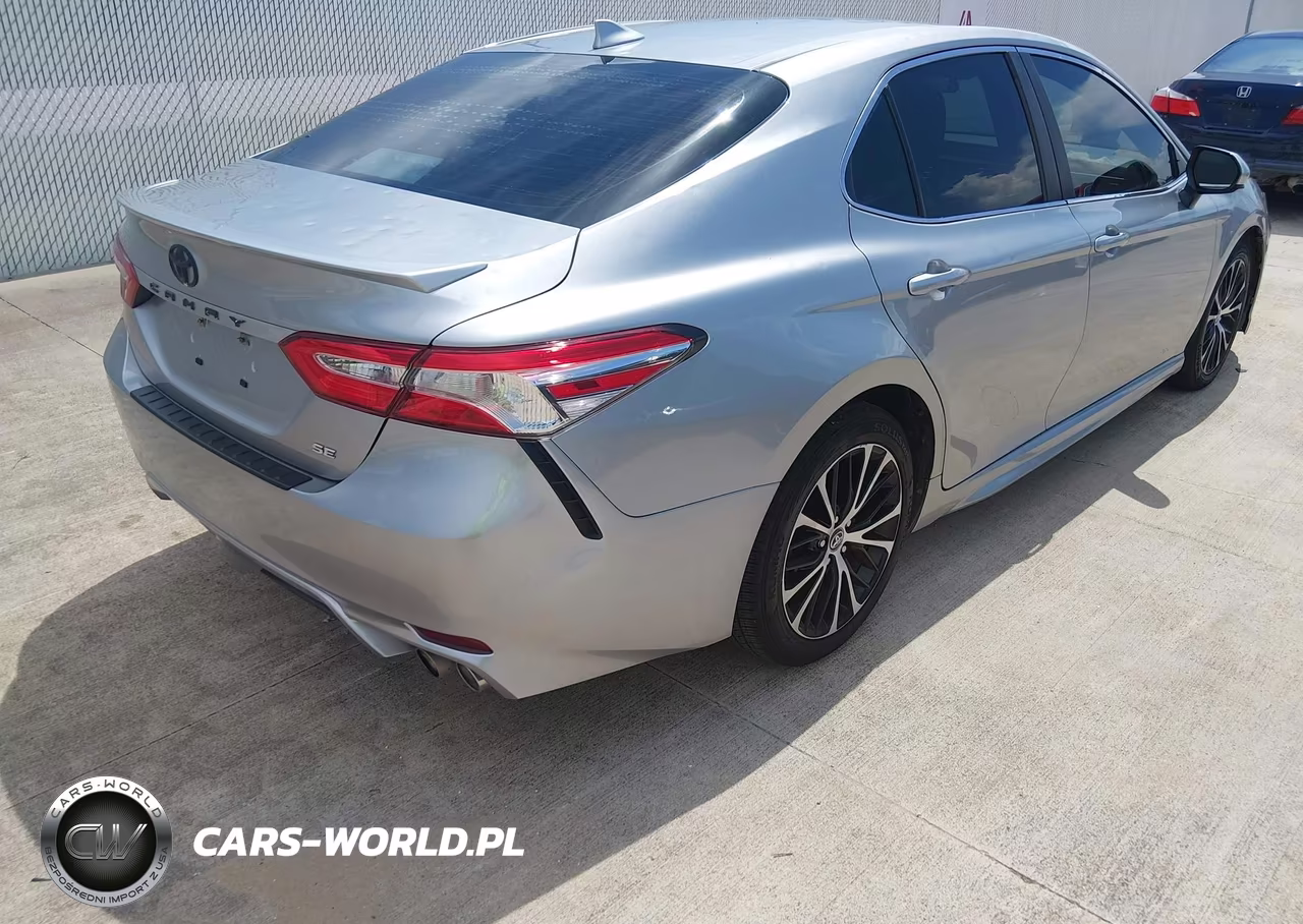 2020 Toyota Camry Se VIN:4T1G11AK7LU860388 - 4