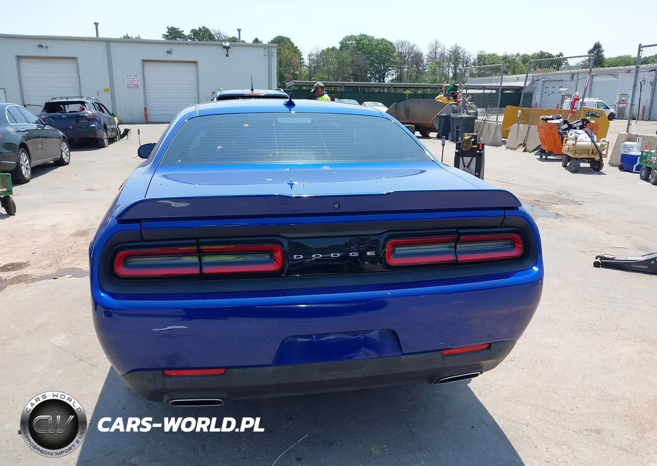 2018 Dodge Challenger Sxt Plus VIN:2C3CDZAG8JH231764 - 16