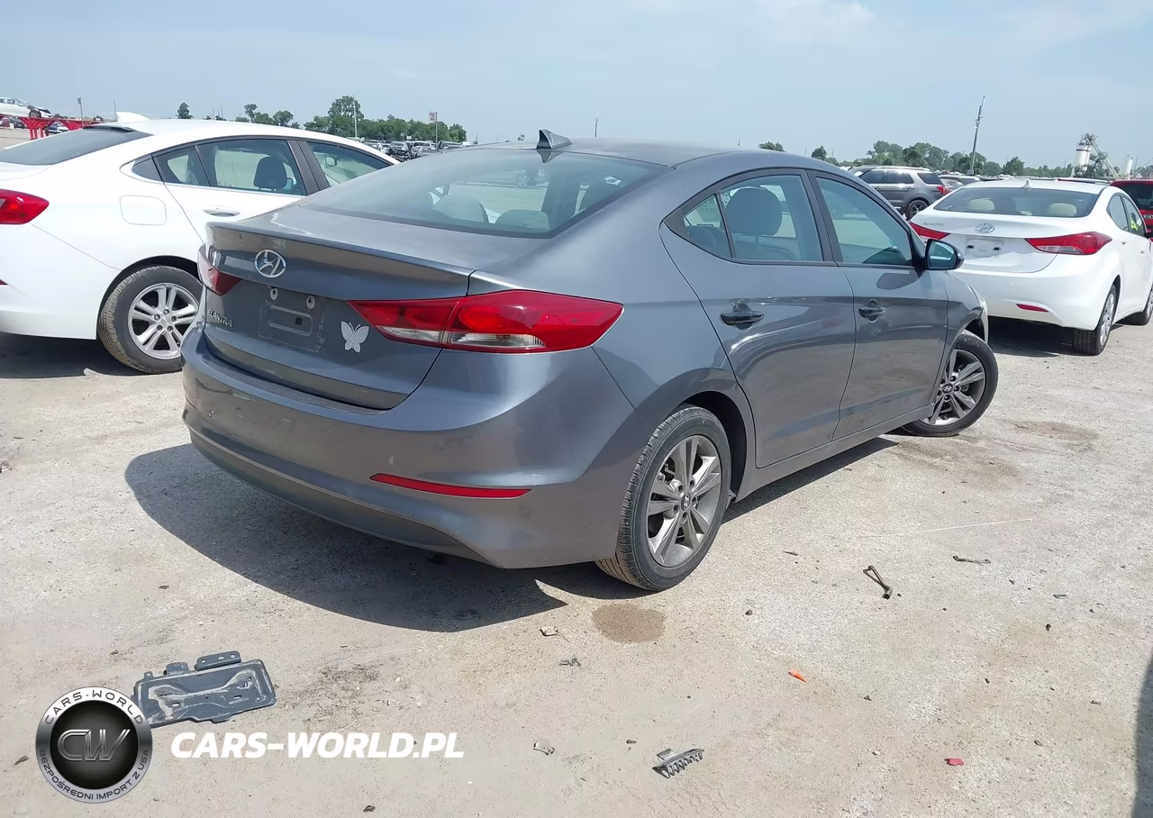 2018 Hyundai Elantra Sel VIN:5NPD84LF7JH239728 - 4