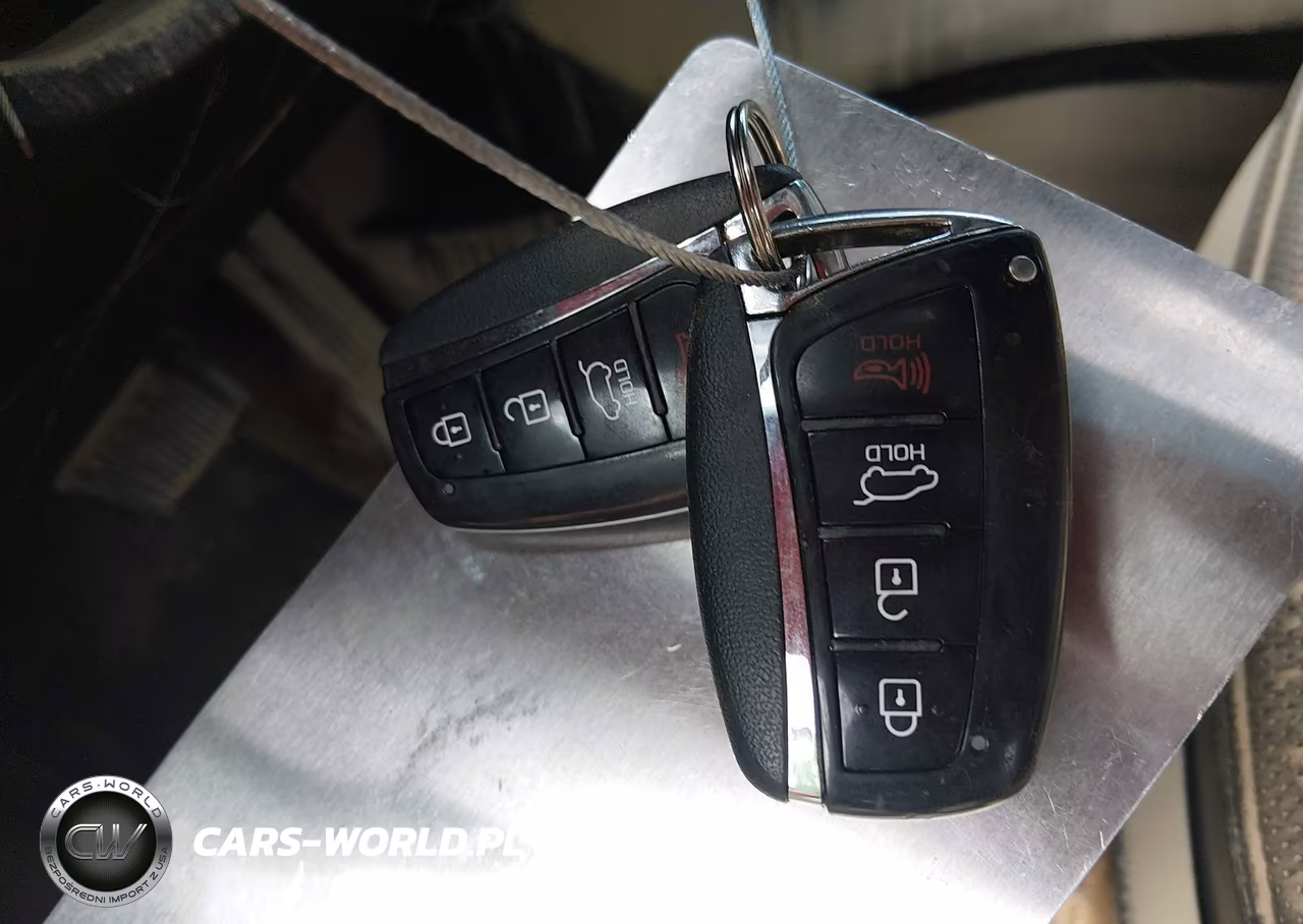 2017 Hyundai Santa Fe Sport 2.4L VIN:5XYZU3LB3HG386879 - 11