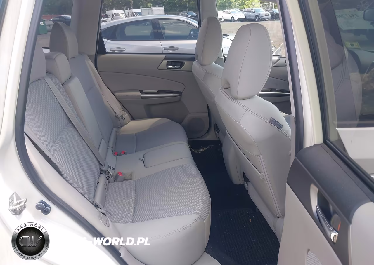 2013 Subaru Forester 2.5X Premium VIN:JF2SHADC0DH428008 - 8