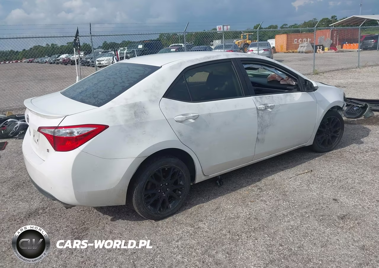 2016 Toyota Corolla S W-Special Edition Pkg VIN:2T1BURHE2GC542492 - 4