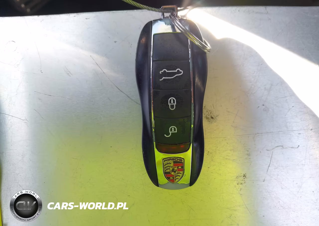 2013 Porsche Cayenne S VIN:WP1AB2A2XDLA85863 - 11