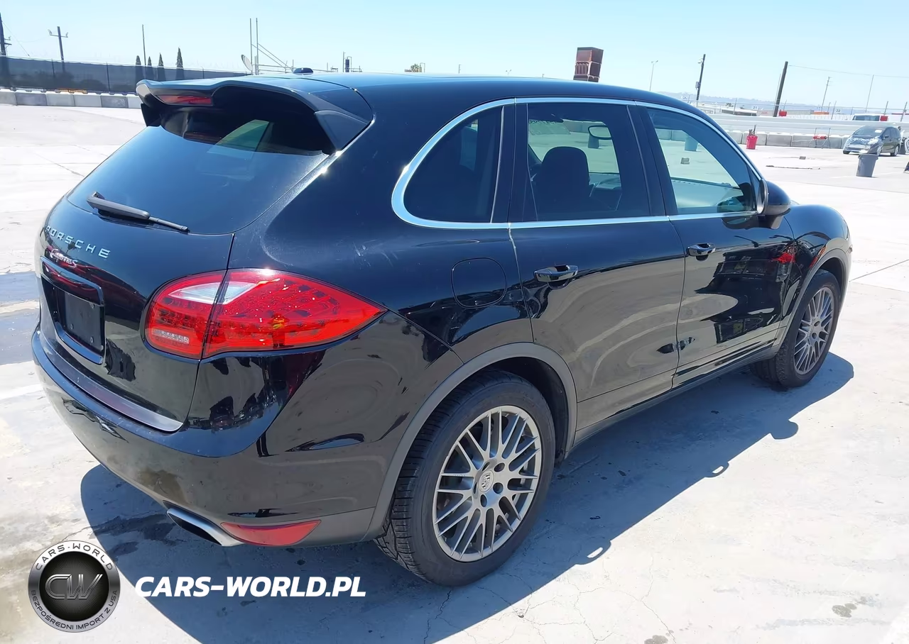 2013 Porsche Cayenne S VIN:WP1AB2A2XDLA85863 - 4