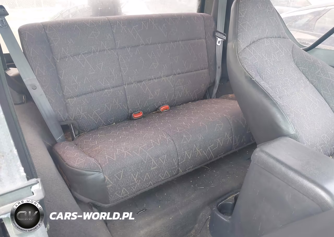 2002 Jeep Wrangler Sport VIN:1J4FA49S62P735914 - 8