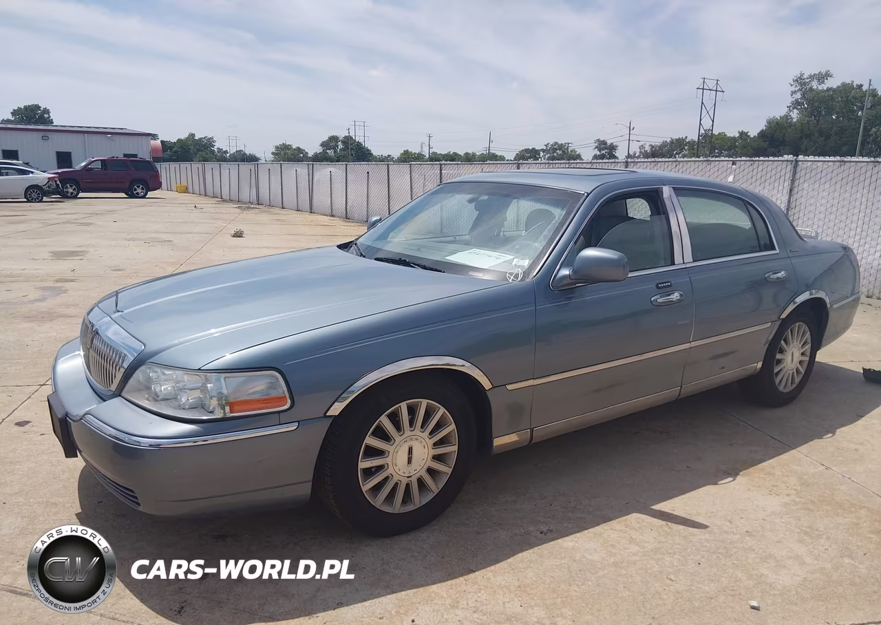 2004 Lincoln Town Car Signature VIN:1LNHM81W44Y644886 - 2