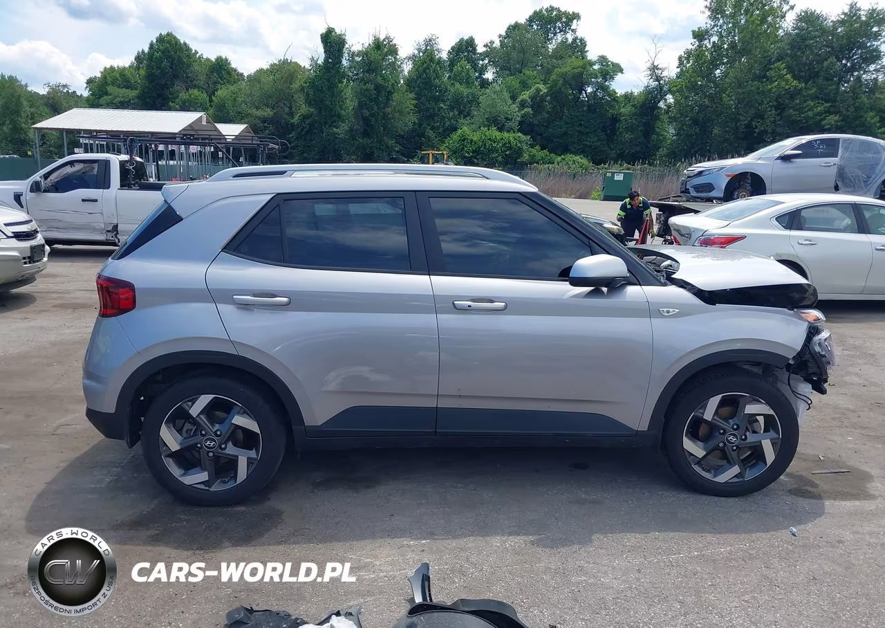 2025 Hyundai Venue Sel VIN:KMHRC8A39SU398189 - 13