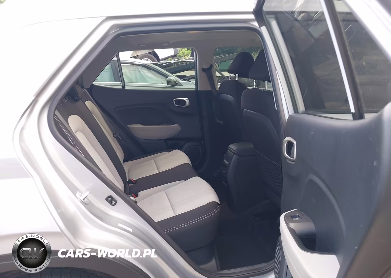 2025 Hyundai Venue Sel VIN:KMHRC8A39SU398189 - 8