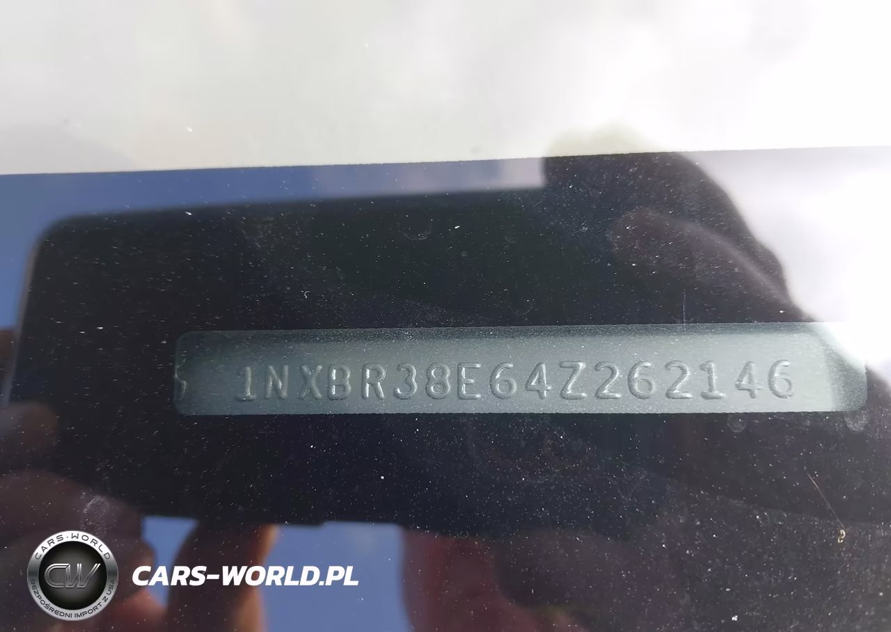 2004 Toyota Corolla Le VIN:1NXBR38E64Z262146 - 9