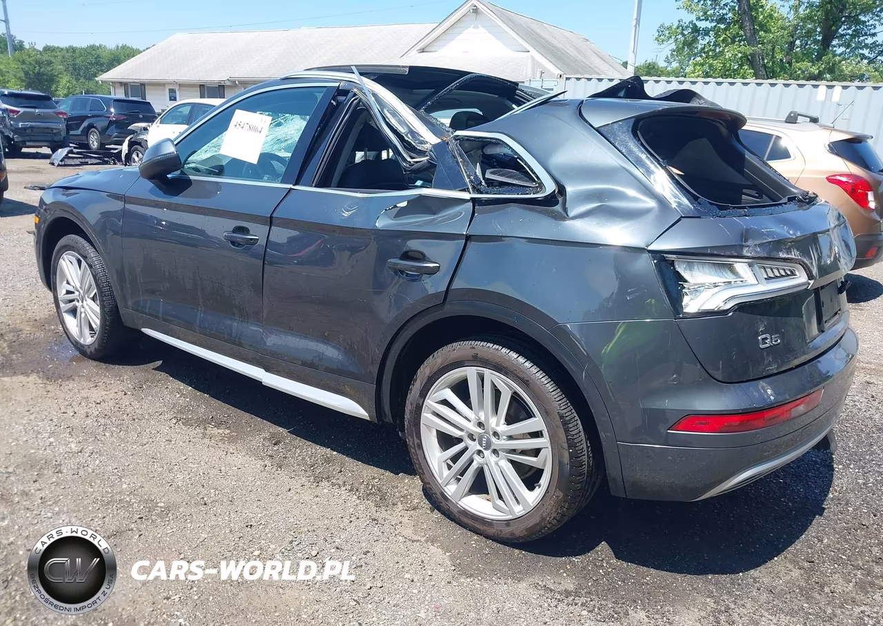 2018 Audi Q5 2.0T Premium-2.0T Tech Premium VIN:WA1BNAFY7J2180638 - 3