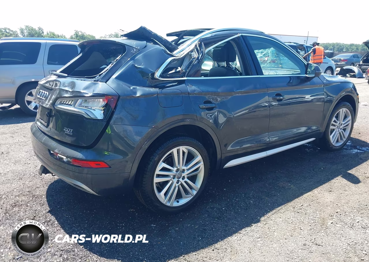 2018 Audi Q5 2.0T Premium-2.0T Tech Premium VIN:WA1BNAFY7J2180638 - 4