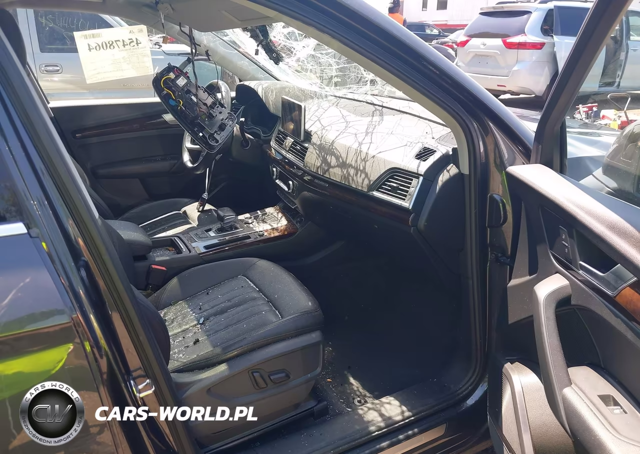 2018 Audi Q5 2.0T Premium-2.0T Tech Premium VIN:WA1BNAFY7J2180638 - 5