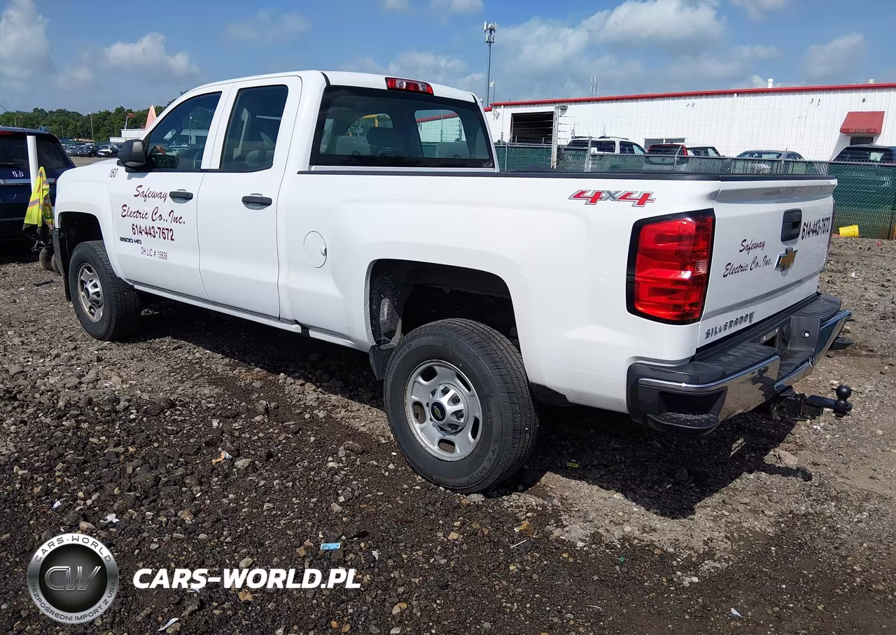 2016 Chevrolet Silverado 2500Hd Work Truck VIN:1GC2KUEG5GZ366347 - 3