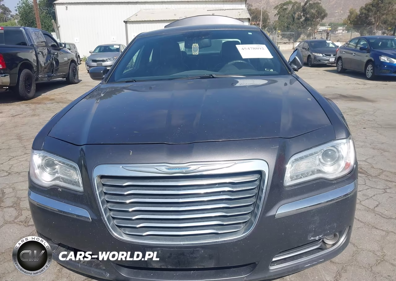 2013 Chrysler 300 Motown VIN:2C3CCAAG4DH630471 - 6