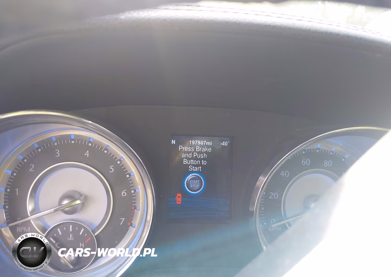 2013 Chrysler 300 Motown VIN:2C3CCAAG4DH630471 - 7