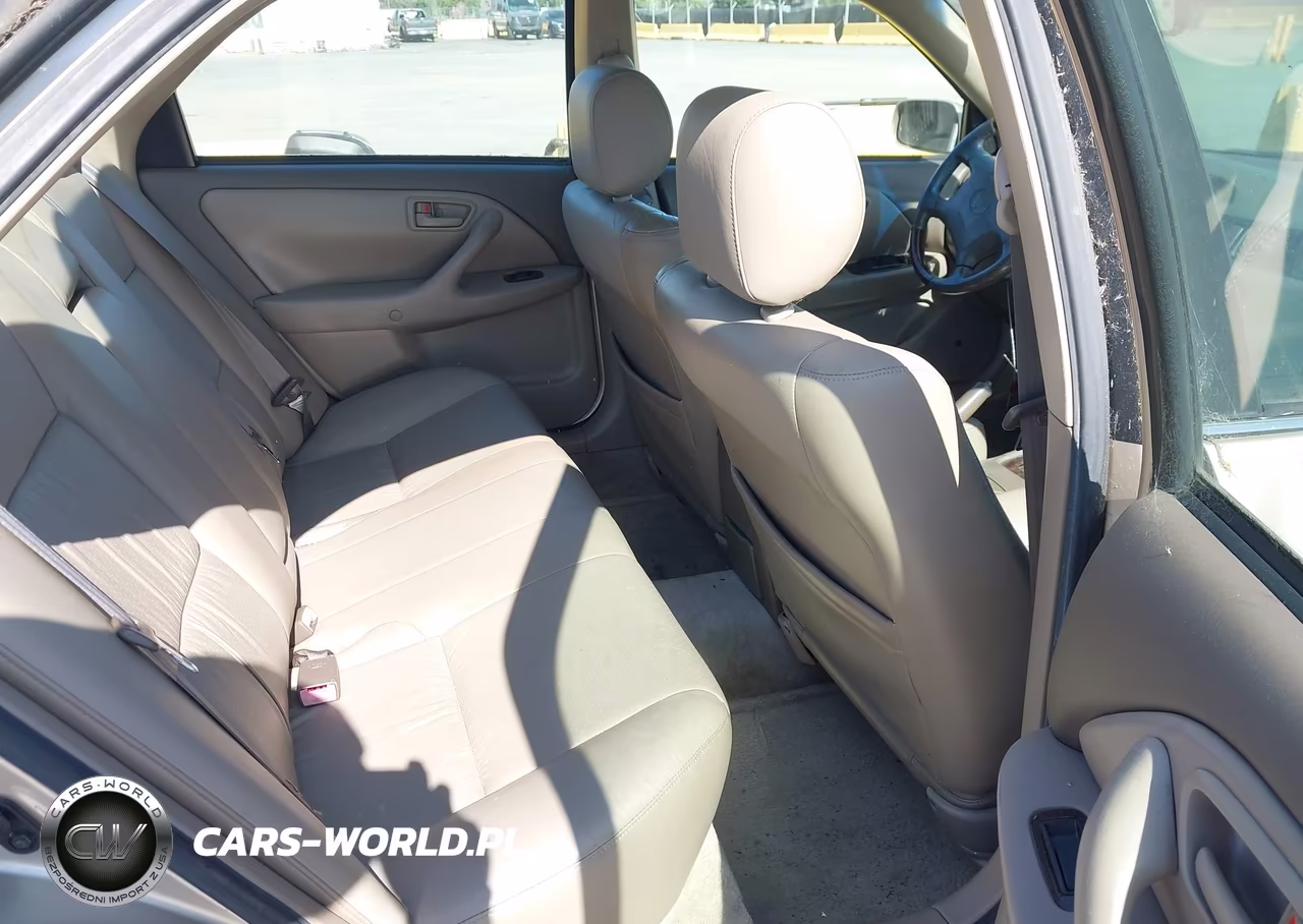 2001 Toyota Camry Le V6 VIN:JT2BF28K110311648 - 8