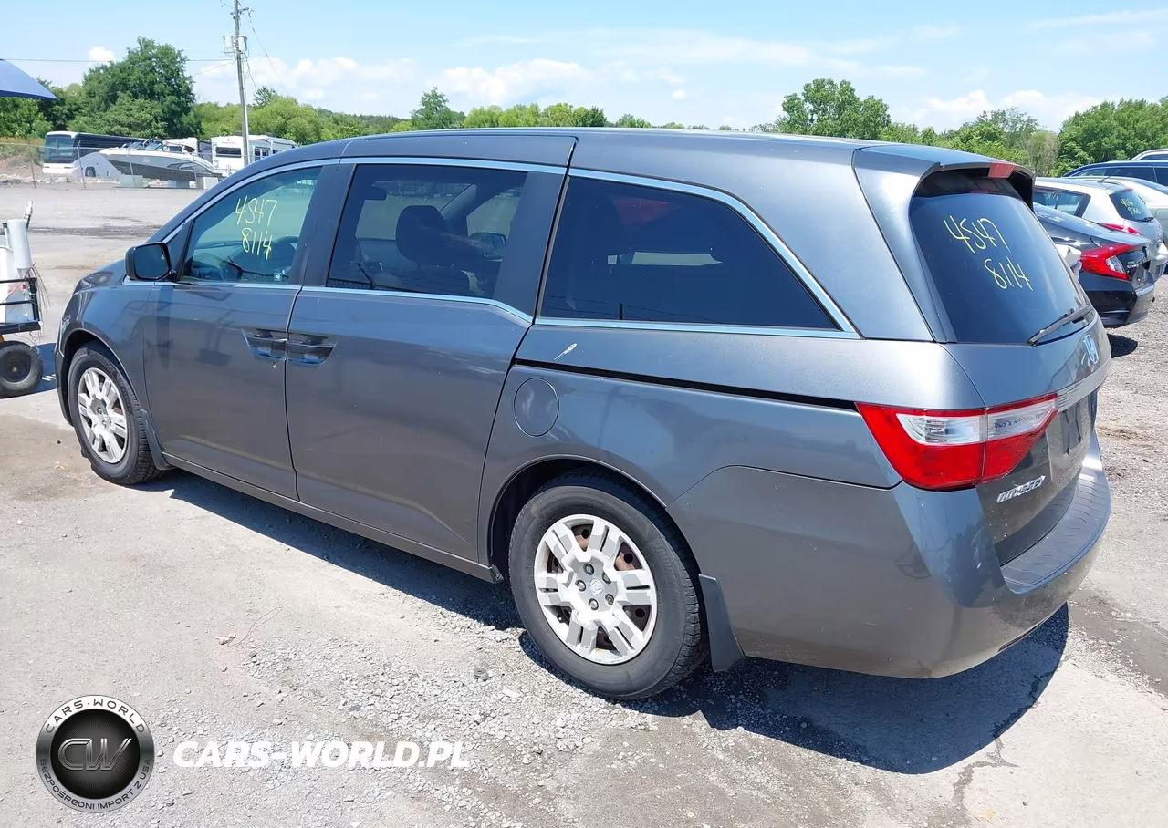 2011 Honda Odyssey Lx VIN:5FNRL5H27BB024852 - 3