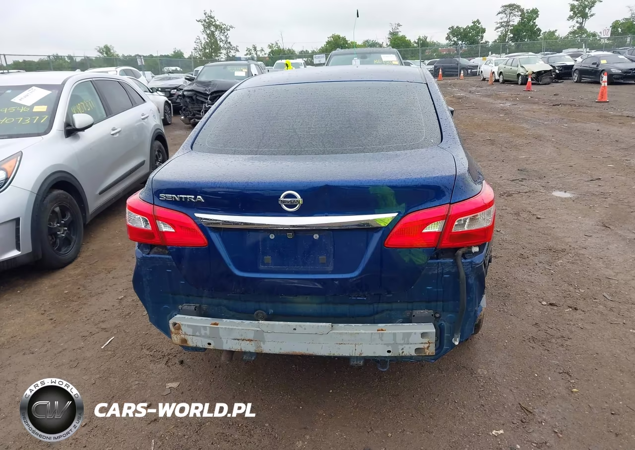 2019 Nissan Sentra S VIN:3N1AB7AP7KY370943 - 17