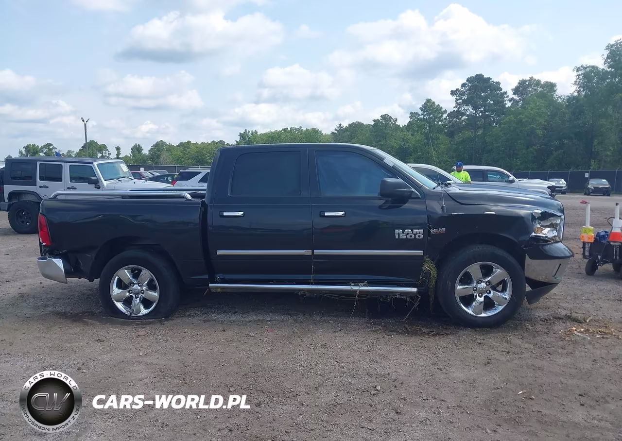 2015 Ram 1500 Big Horn VIN:1C6RR6LT0FS676717 - 13