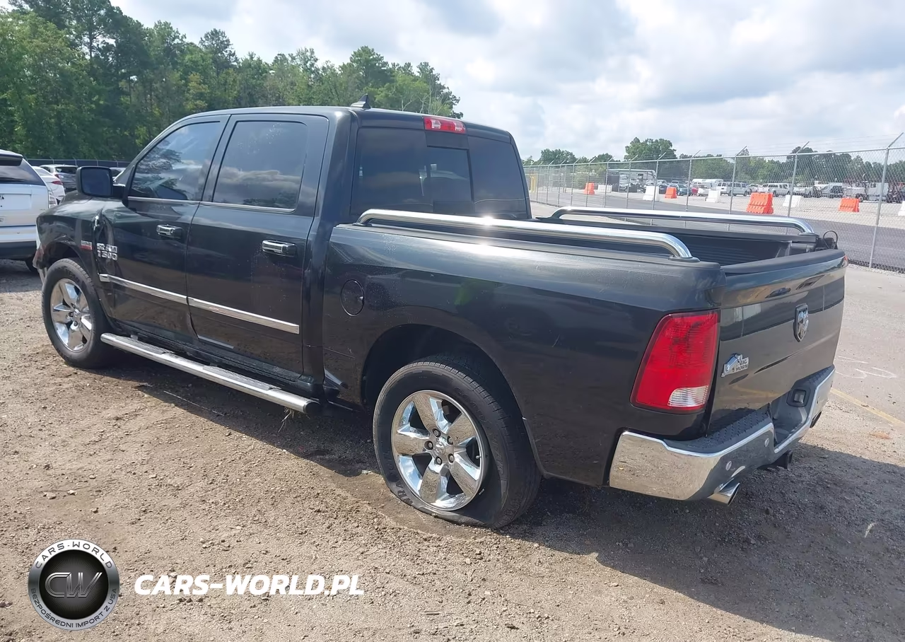2015 Ram 1500 Big Horn VIN:1C6RR6LT0FS676717 - 3