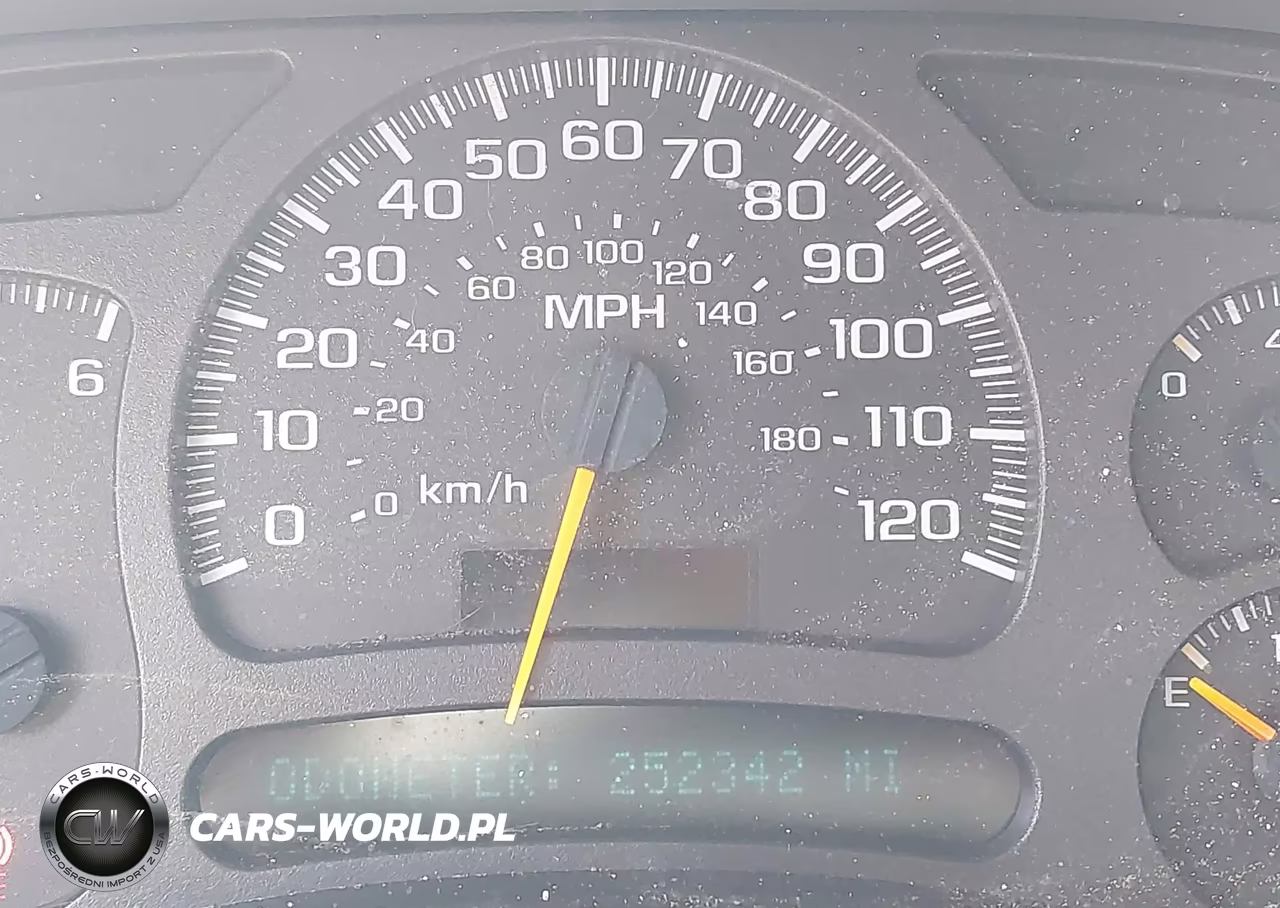 2003 Chevrolet Silverado 1500 Work Truck VIN:2GCEC19X131366237 - 7