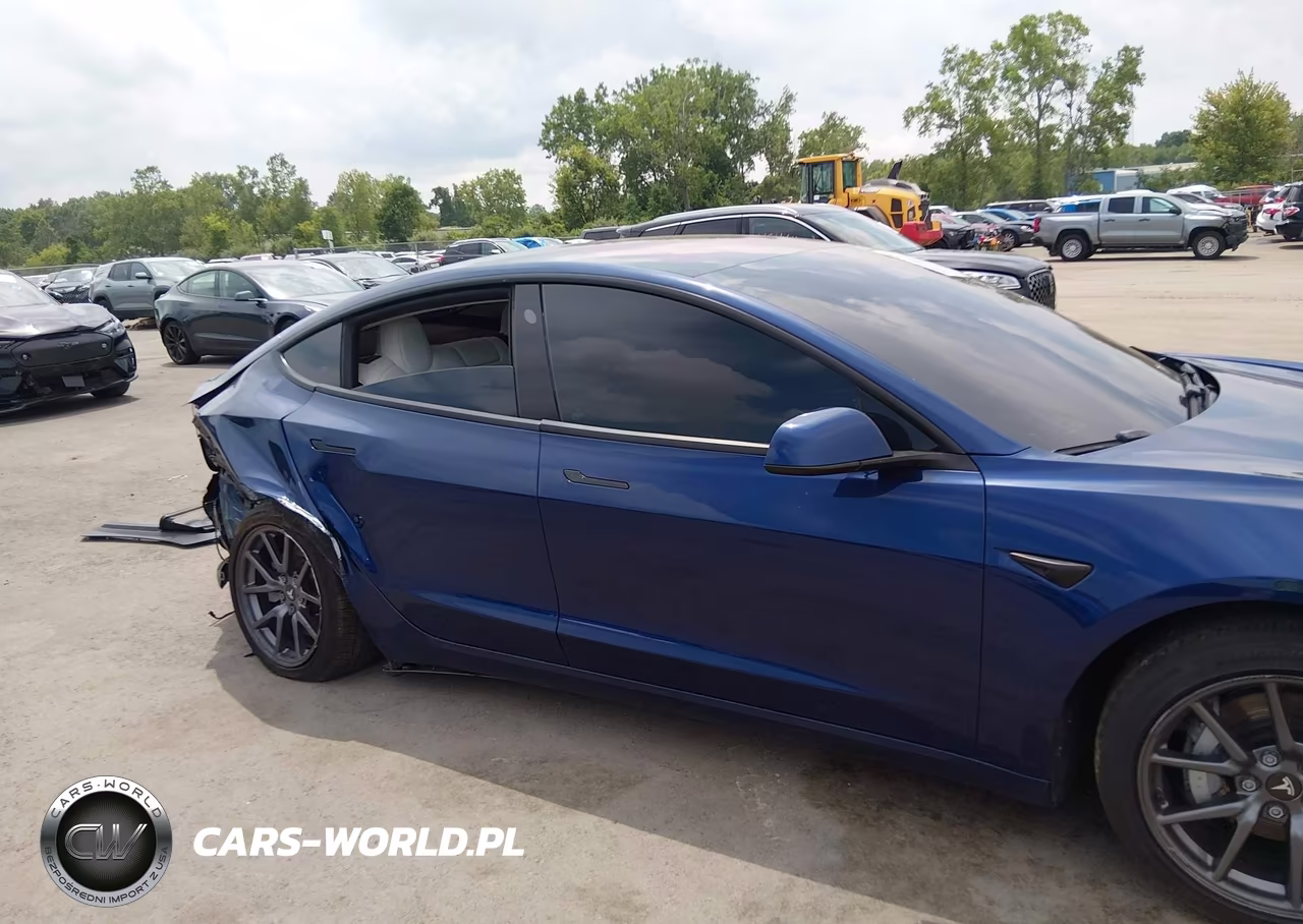 2018 Tesla Model 3 Long Range-Mid Range VIN:5YJ3E1EA1JF155388 - 13