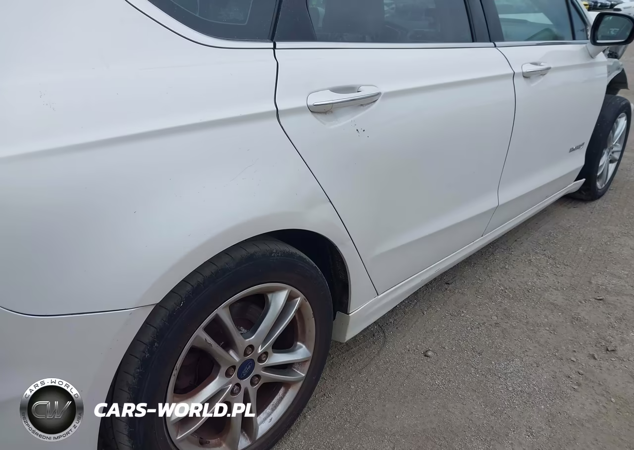 2015 Ford Fusion Hybrid Titanium VIN:3FA6P0RU6FR193815 - 14