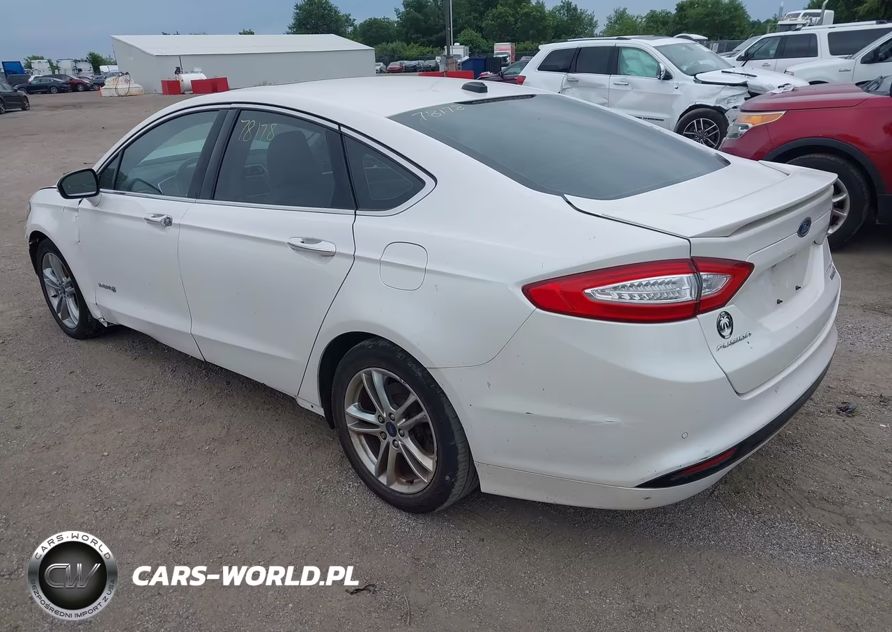 2015 Ford Fusion Hybrid Titanium VIN:3FA6P0RU6FR193815 - 3