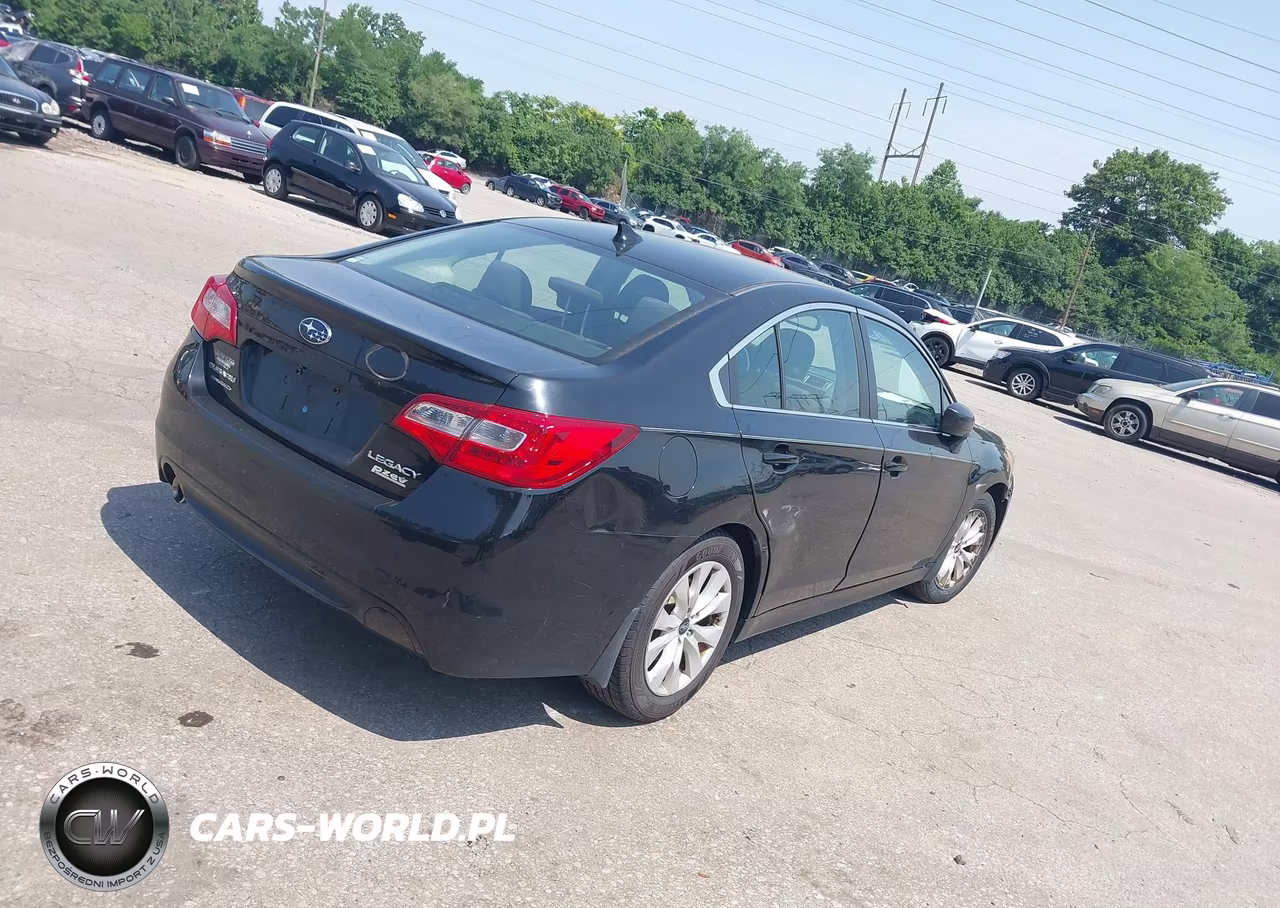 2017 Subaru Legacy 2.5I Premium VIN:4S3BNAD62H3026379 - 4