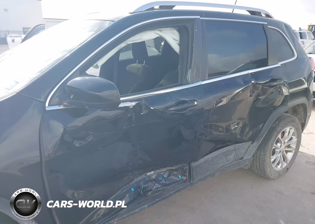 2019 Jeep Cherokee Latitude Fwd VIN:1C4PJLCB8KD149942 - 6